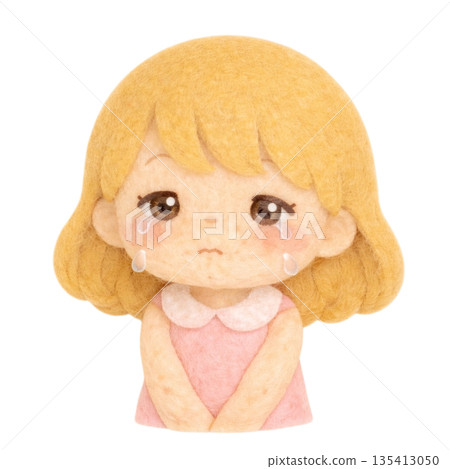 【人物】毛氈風格插畫，描繪了一個哭泣的金髮女孩 135413050