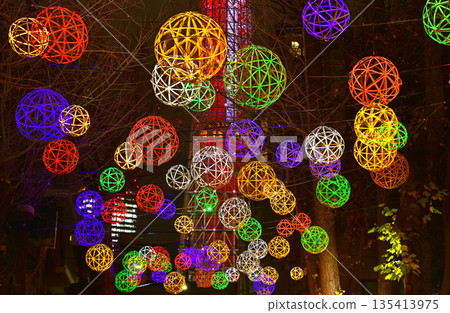 發光竹工藝品與晴空塔的合作 發光竹工藝品與晴空塔的合作 135413975