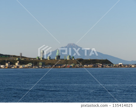 北海道稚內市航空自衛隊稚內分基地雷達站 135414025