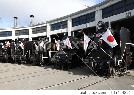京都梅小路的蒸氣機車 135414895