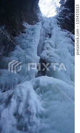 Soy Sauce Barrel Waterfall Ice Explosion Soy Sauce Barrel Waterfall Ice Explosion 135415013