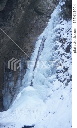 醬油桶瀑布冰爆 135415024