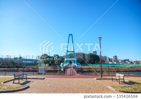 Swaying Bridge, Yachiyo City, Chiba Prefecture Swaying Bridge, Yachiyo City, Chiba Prefecture 135416504