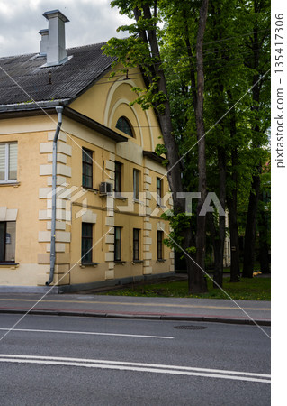 The old yellow building in Osmolovka district, Minsk The old yellow building in Osmolovka district, Minsk 135417306