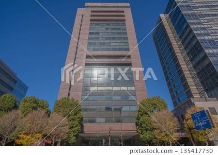 豐田汽車公司東京總部及週邊街景[東京都文京區外堀通] 135417730