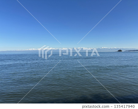 富山灣對面的立山山脈 135417940