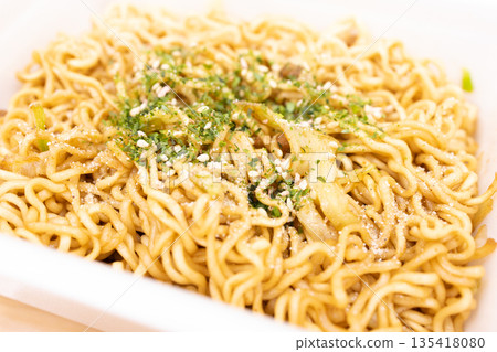 美味的泡麵 135418080