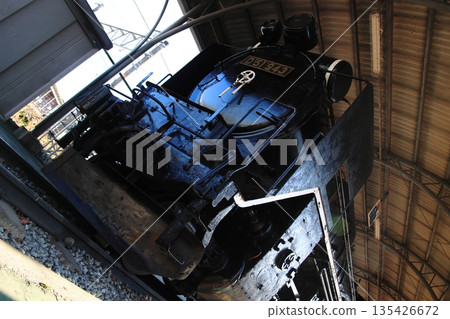 伊良瀨山公園內保存完好的D51型蒸汽機車（編號943），配備北海道重型設備。 135426672