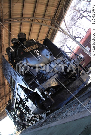 伊良瀨山公園內保存完好的D51型蒸汽機車（編號943），配備北海道重型設備。 135426673