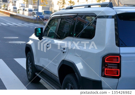 國產SUV形象 135426982