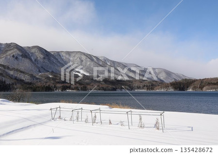 Snow, Lake Aoki, Nagano Prefecture, Blue Sky Snow, Lake Aoki, Nagano Prefecture, Blue Sky 135428672