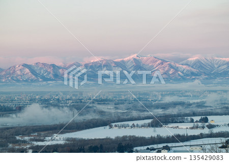 日高山脈和十勝平原 日高山脈和十勝平原 135429083