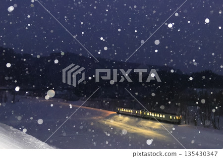 下雪的飯山線 135430347