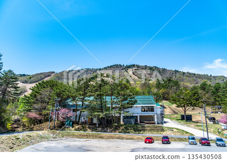 Early summer at Mt. Osorakan Ski Resort and Blue Sky 1, Akiota Town, Yamagata County, Hiroshima Prefecture Early summer at Mt. Osorakan Ski Resort and Blue Sky 1, Akiota Town, Yamagata County, Hiroshima Prefecture 135430508
