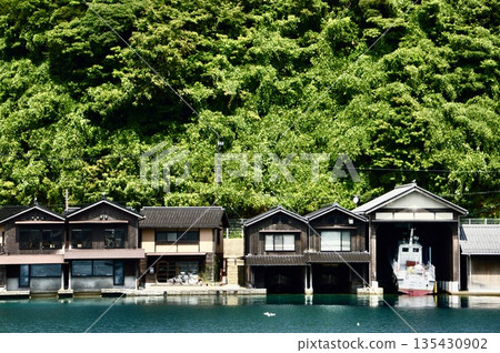 Ine-no-ya (Kyoto Prefecture Yosa-gun Ine-cho) 135430902