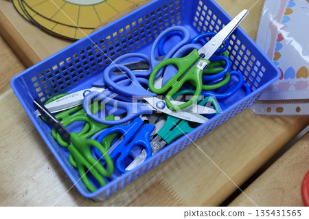 Scissors Scissors 135431565