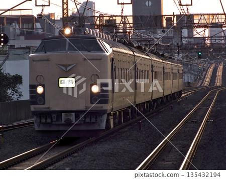 中心線 中心線 135432194