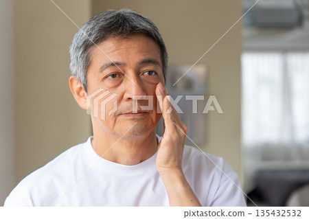 Men who face care Men who face care 135432532