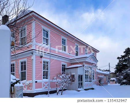 北海道函館市,街對面斜對面,居合幼兒園,雪景 北海道函館市,街對面斜對面,居合幼兒園,雪景 135432947