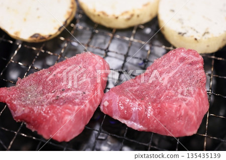 日本黑牛肉烤肉（里脊） 135435139