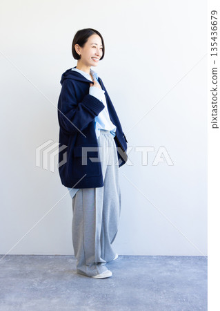 時尚女性 時尚女性 135436679