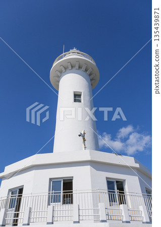 The white Daiosaki Lighthouse stands on the eastern tip of the Shima Peninsula The white Daiosaki Lighthouse stands on the eastern tip of the Shima Peninsula 135439871