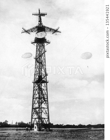 戰前及戰時建築：讀賣遊樂園大降落傘塔 135441921