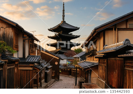 日本的形象 135442593