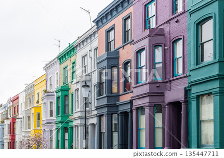 Colorful Victorian Terrace Houses in Notting Hill, London Colorful Victorian Terrace Houses in Notting Hill, London 135447711