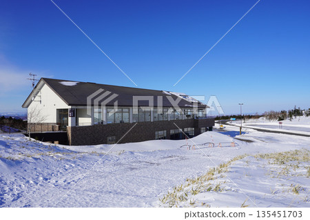 Roadside Station / Gurutto Panorama Mihoro Pass 135451703