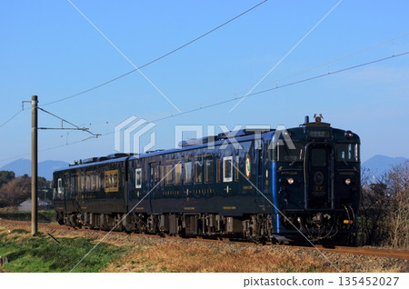 以棲息於球磨川的鳥類命名的特快列車“川瀨美 山瀨美” 以棲息於球磨川的鳥類命名的特快列車“川瀨美 山瀨美” 135452027