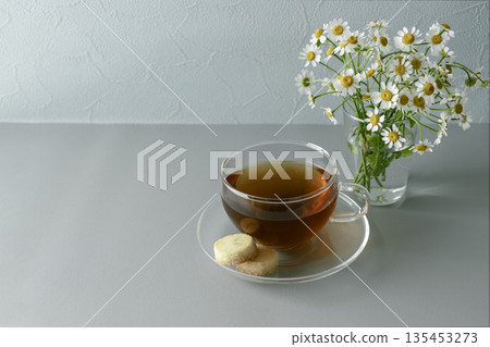 瑪特里卡里亞茶、茶和餅乾——在家咖啡館的下午茶時光 135453273