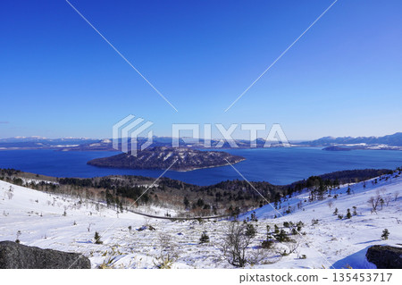 View of Lake Kussharo from Bihoro Pass (January 2026) View of Lake Kussharo from Bihoro Pass (January 2026) 135453717