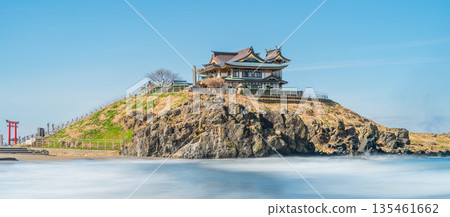 青森縣 從對岸八戶市眺望歌子島 長曝光 青森縣 從對岸八戶市眺望歌子島 長曝光 135461662