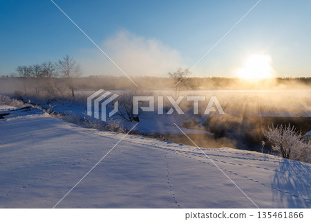 Frozen River 135461866