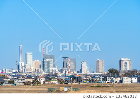 從埼玉市美沼稻田和埼玉新城看到的「埼玉縣」藍天 135462018