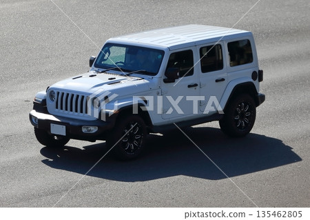 American SUV image 135462805