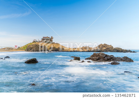 青森縣 從對岸八戶市眺望歌子島 長曝光 135462871