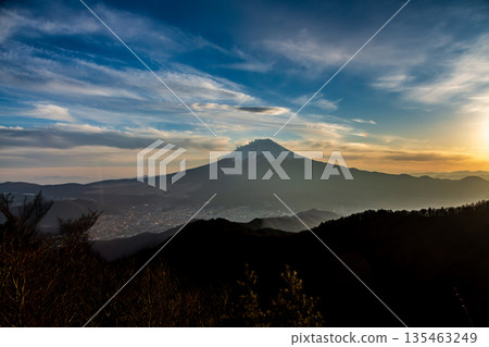Mount Fuji in the evening from Mitsutoge in winter 135463249