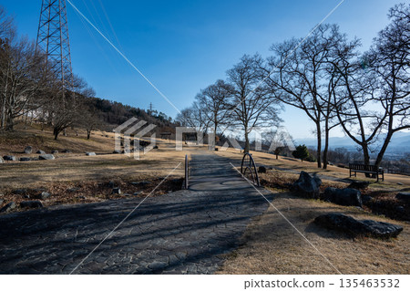 從安曇野市看到的北阿爾卑斯山脈 135463532