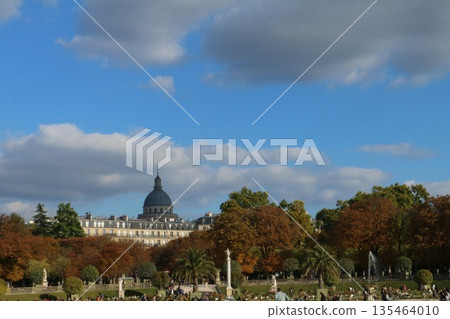 Luxembourg Gardens and the Pantheon 135464010