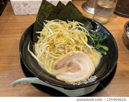 家庭拉麵 家庭拉麵 135464628