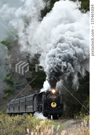 JR山口線SL山口號列車拍照點,疾駛而過本門 JR山口線SL山口號列車拍照點,疾駛而過本門 135465884