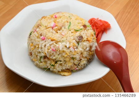 Fried rice Fried rice 135466289