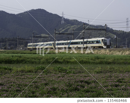 有限快遞自由 135468466