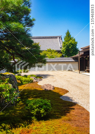 [Kyoto Scenery] Nanzenji Temple (1) Hojo Garden "Tiger Cub Crossing Garden" 135468933