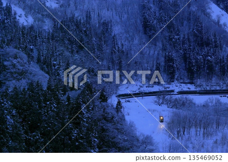 Snow-covered Iiyama Line 135469052