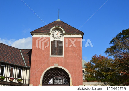 Western-style Observatory Rest House (Kobe Nunobiki Herb Garden, Chuo Ward, Kobe City, Hyogo Prefecture) 135469719