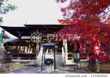 犬山邪光院：秋葉與正殿 135469804