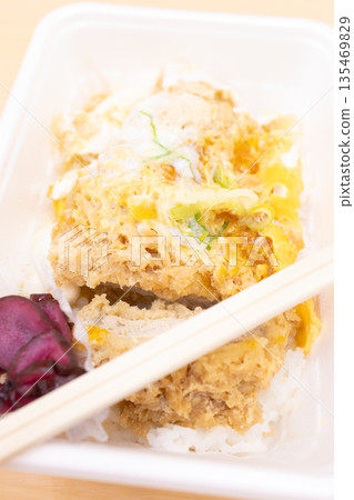 Delicious katsudon bento Delicious katsudon bento 135469829